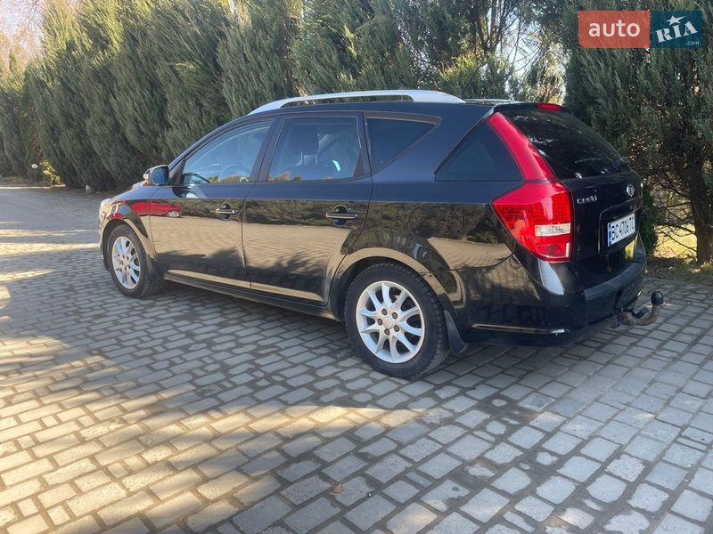 Універсал Kia Ceed 2010 в Самборі