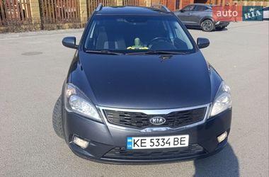 Універсал Kia Ceed 2010 в Дніпрі