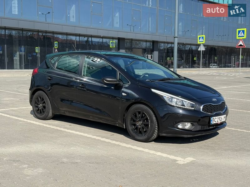 Хетчбек Kia Ceed 2013 в Львові