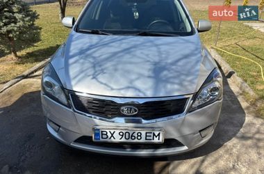 Универсал Kia Ceed 2010 в Каменец-Подольском