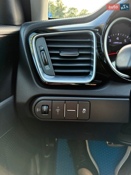 Хэтчбек Kia Ceed 2019 в Киеве