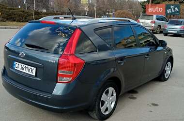 Универсал Kia Ceed 2010 в Умани