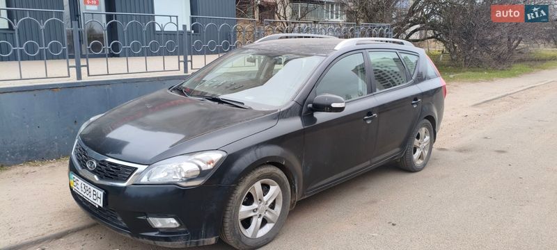 Универсал Kia Ceed 2012 в Первомайске