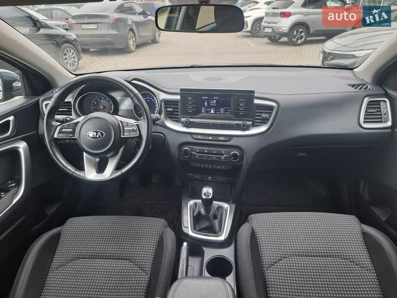 Хэтчбек Kia Ceed 2019 в Полтаве