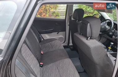 Хэтчбек Kia Ceed 2007 в Золочеве