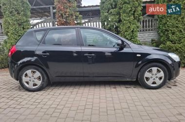 Хэтчбек Kia Ceed 2007 в Золочеве