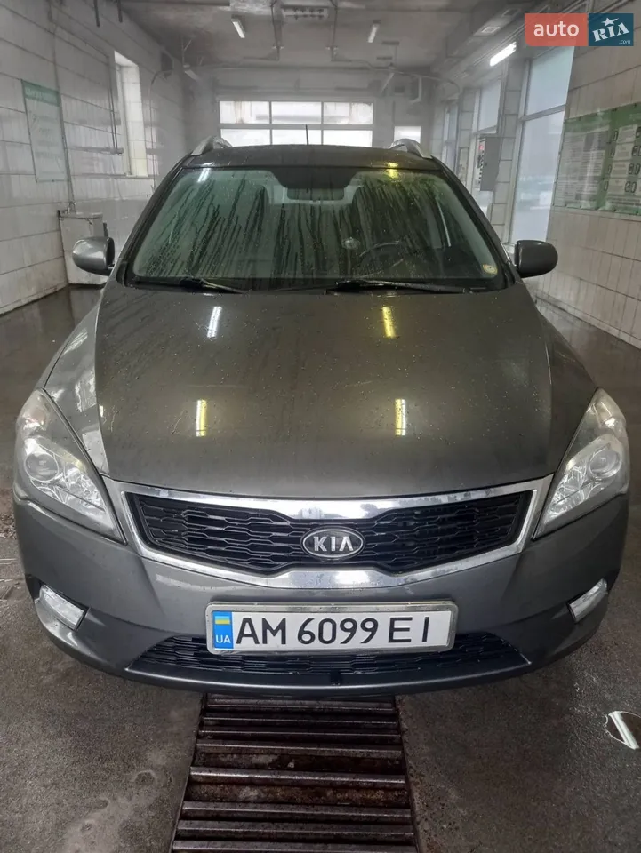 2010 Kia Cee'd - мініатюра 21