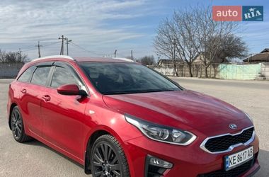 Универсал Kia Ceed 2018 в Днепре
