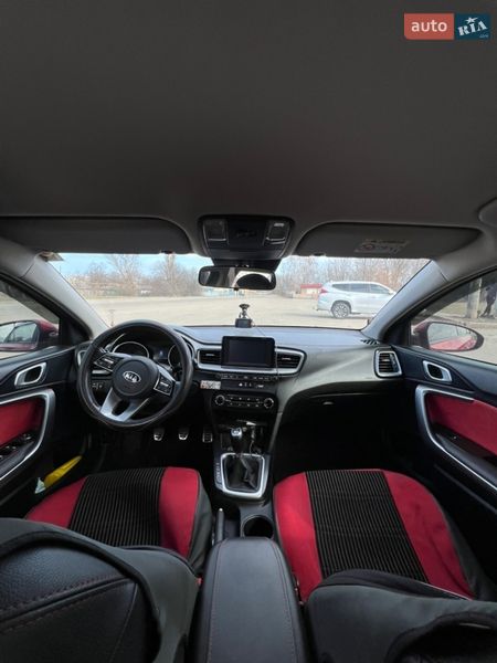 Универсал Kia Ceed 2018 в Днепре