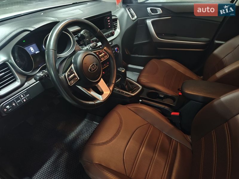 Хэтчбек Kia Ceed 2021 в Днепре