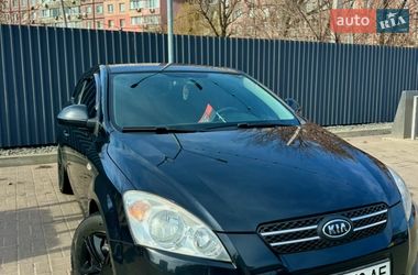 Хэтчбек Kia Ceed 2008 в Днепре