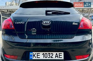 Хэтчбек Kia Ceed 2008 в Днепре