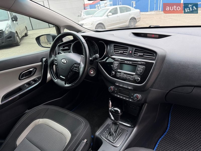 Хетчбек Kia Ceed 2013 в Запоріжжі фото 57 Хетчбек Kia Ceed 2013 в Запоріжжі