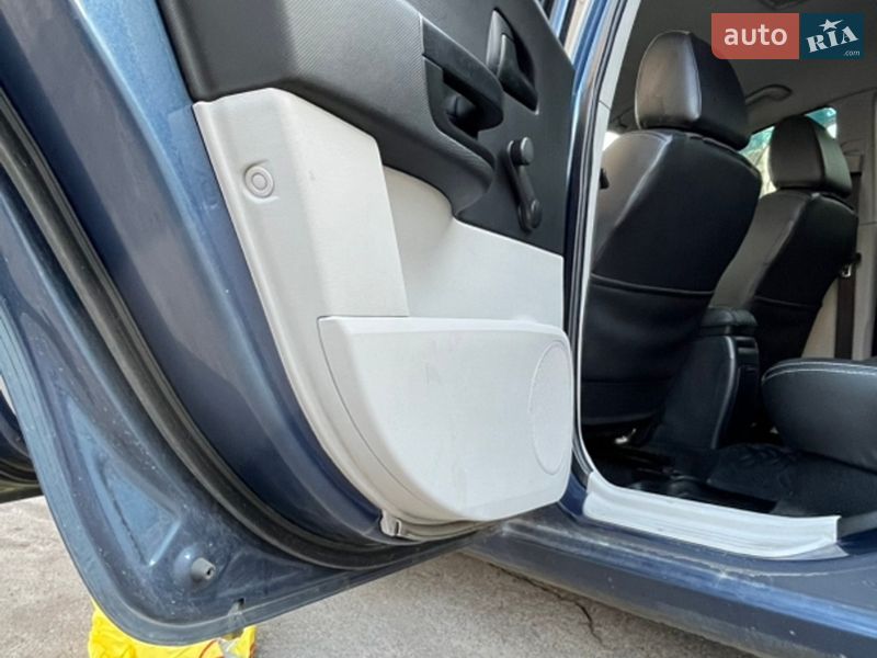 Хетчбек Kia Ceed 2008 в Києві фото 13 Хетчбек Kia Ceed 2008 в Києві