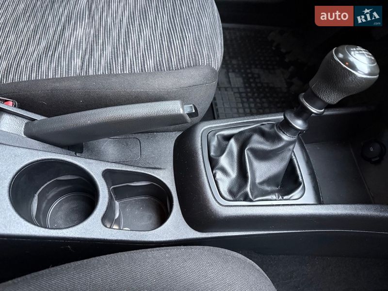 Хетчбек Kia Ceed 2008 в Дніпрі