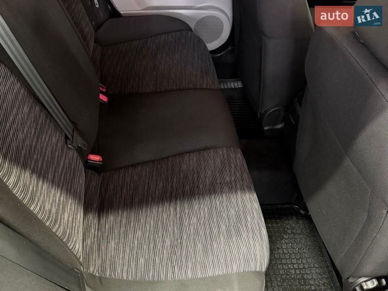 Хетчбек Kia Ceed 2008 в Дніпрі