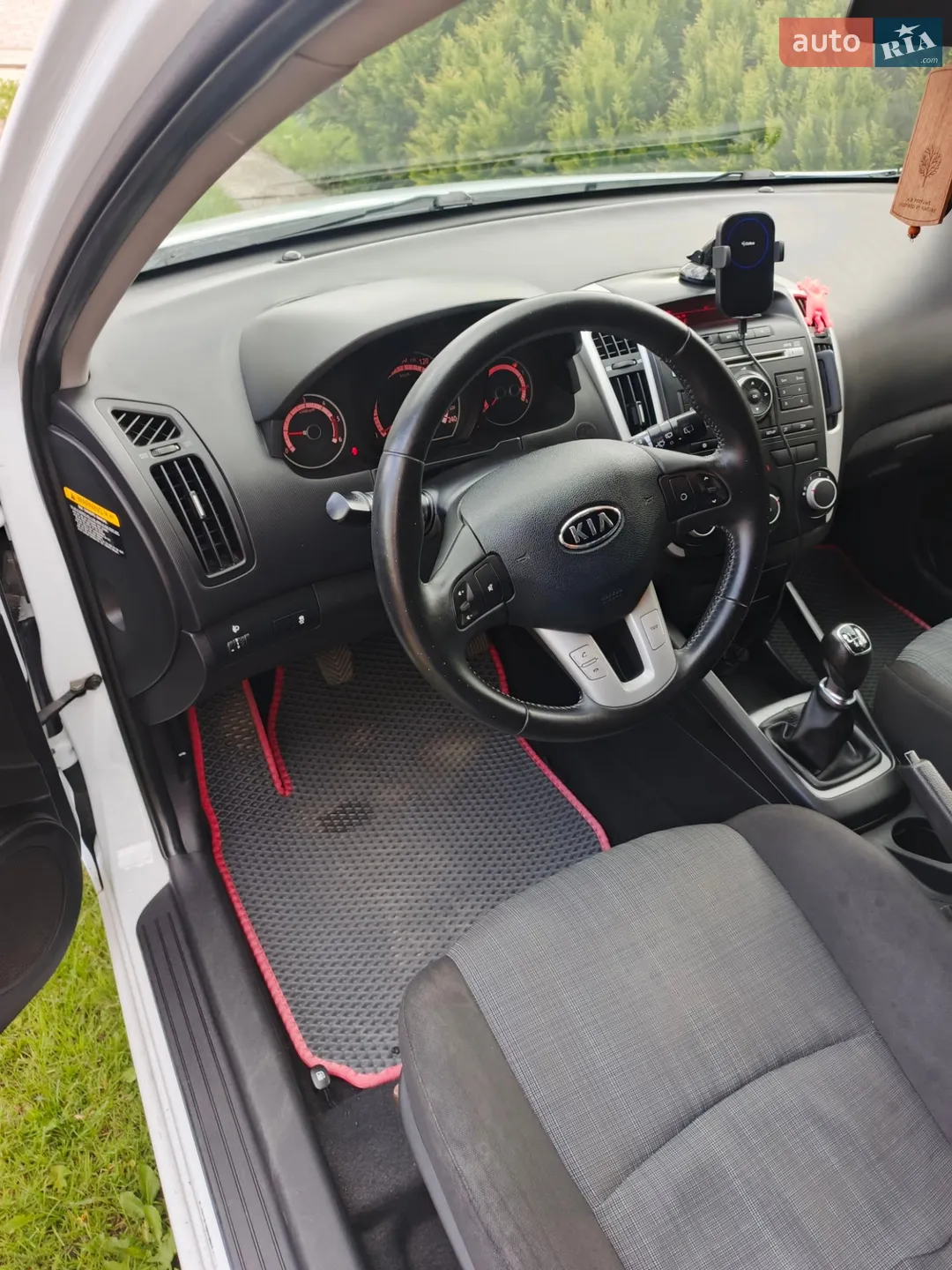 2010 Kia Cee'd - мініатюра 9