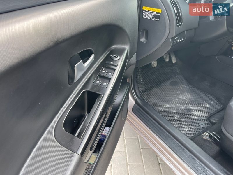Хетчбек Kia Ceed 2007 в Кам'янець-Подільському фото 11 Хетчбек Kia Ceed 2007 в Кам'янець-Подільському