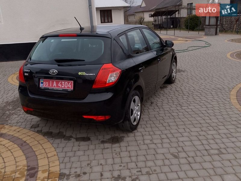 Хэтчбек Kia Ceed 2012 в Коломые фото 6 Хэтчбек Kia Ceed 2012 в Коломые