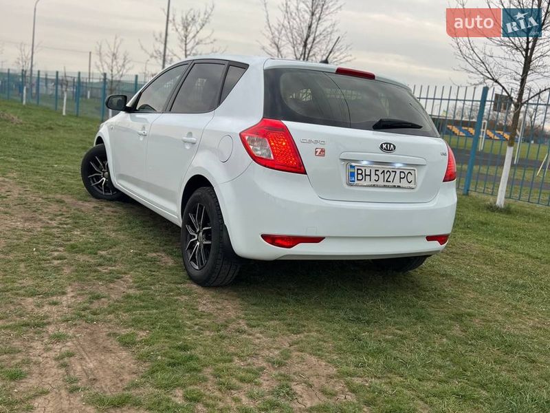 Хэтчбек Kia Ceed 2012 в Одессе фото 5 Хэтчбек Kia Ceed 2012 в Одессе