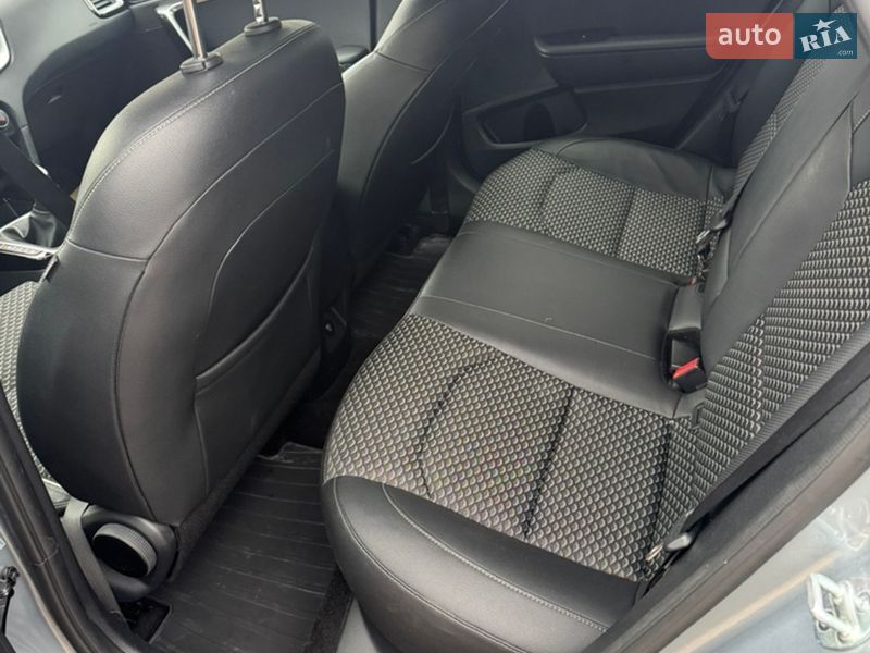 Универсал Kia Ceed 2023 в Калуше фото 14 Универсал Kia Ceed 2023 в Калуше