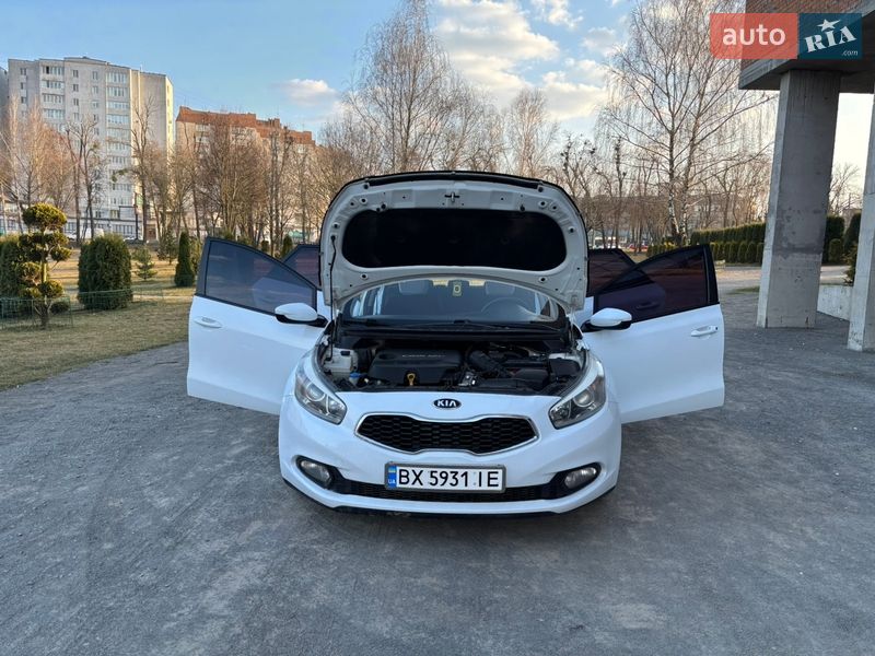 Универсал Kia Ceed 2015 в Хмельницком
