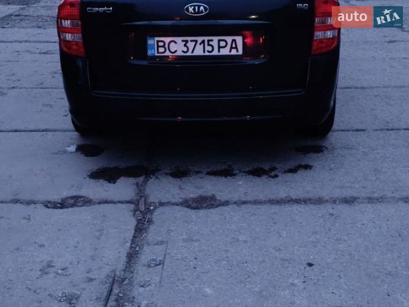 Універсал Kia Ceed 2009 в Коломиї