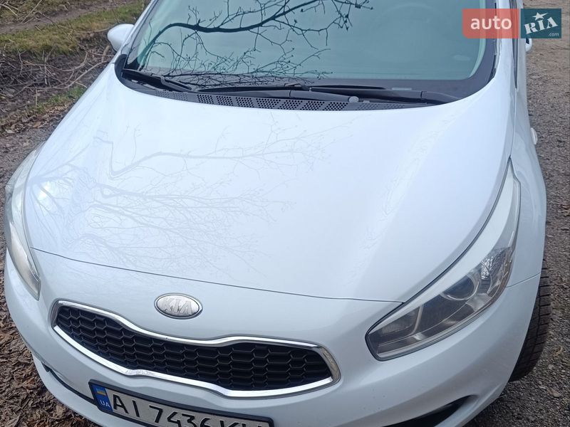 Хэтчбек Kia Ceed 2013 в Кагарлыке