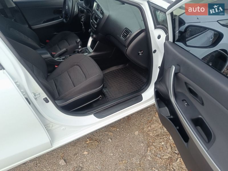 Хэтчбек Kia Ceed 2013 в Кагарлыке