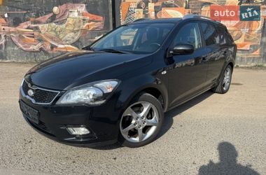 Универсал Kia Ceed 2010 в Луцке