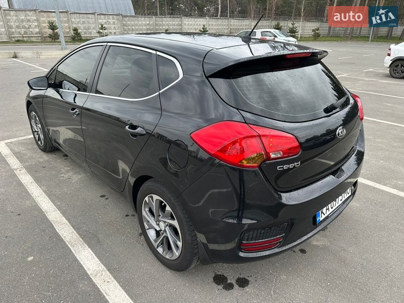 Хэтчбек Kia Ceed 2016 в Киеве