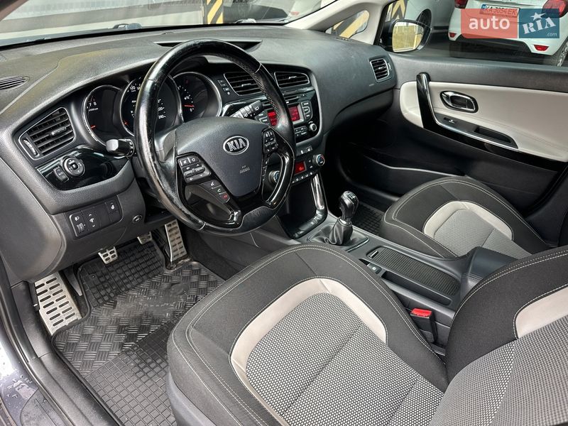Хэтчбек Kia Ceed 2013 в Киеве фото 21 Хэтчбек Kia Ceed 2013 в Киеве
