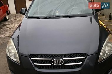 Хэтчбек Kia Ceed 2008 в Тлумаче