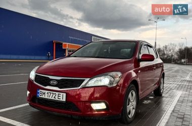 Хэтчбек Kia Ceed 2009 в Сумах