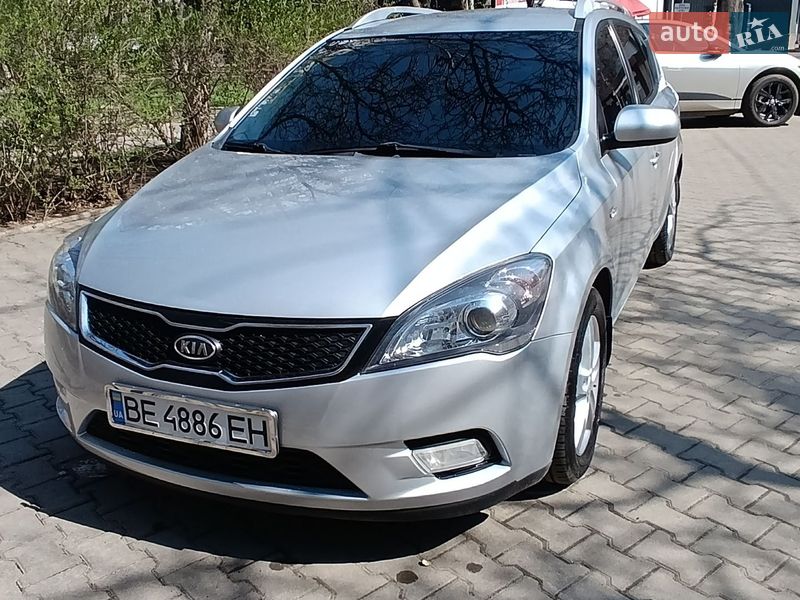 Универсал Kia Ceed 2012 в Березанке