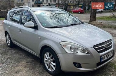 Универсал Kia Ceed 2007 в Карловке