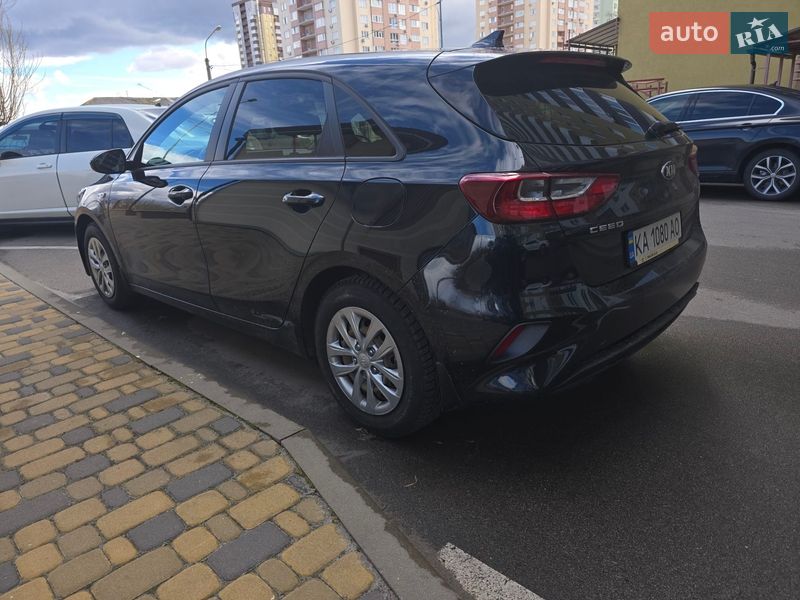 Хэтчбек Kia Ceed 2019 в Киеве