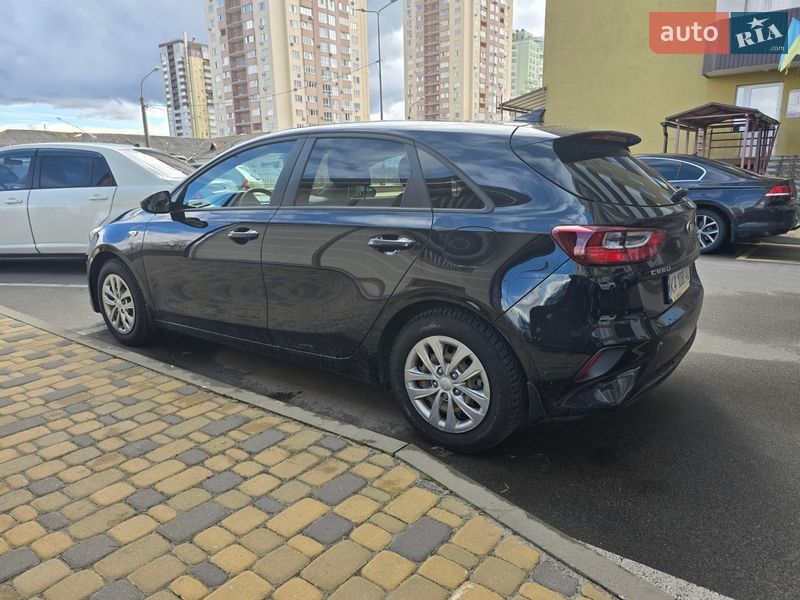 Хэтчбек Kia Ceed 2019 в Киеве