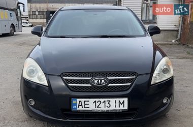 Хэтчбек Kia Ceed 2008 в Днепре