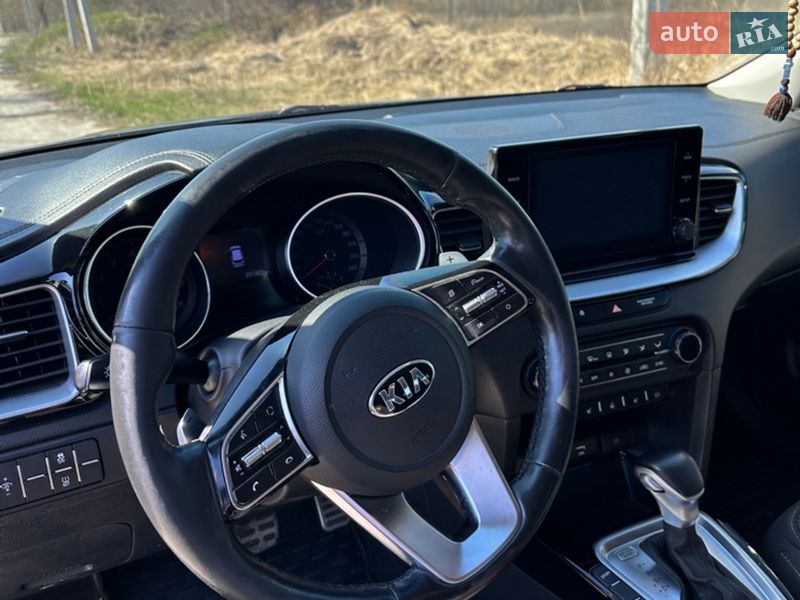 Универсал Kia Ceed 2020 в Киеве