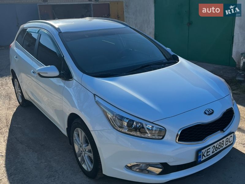 Универсал Kia Ceed 2013 в Кривом Роге