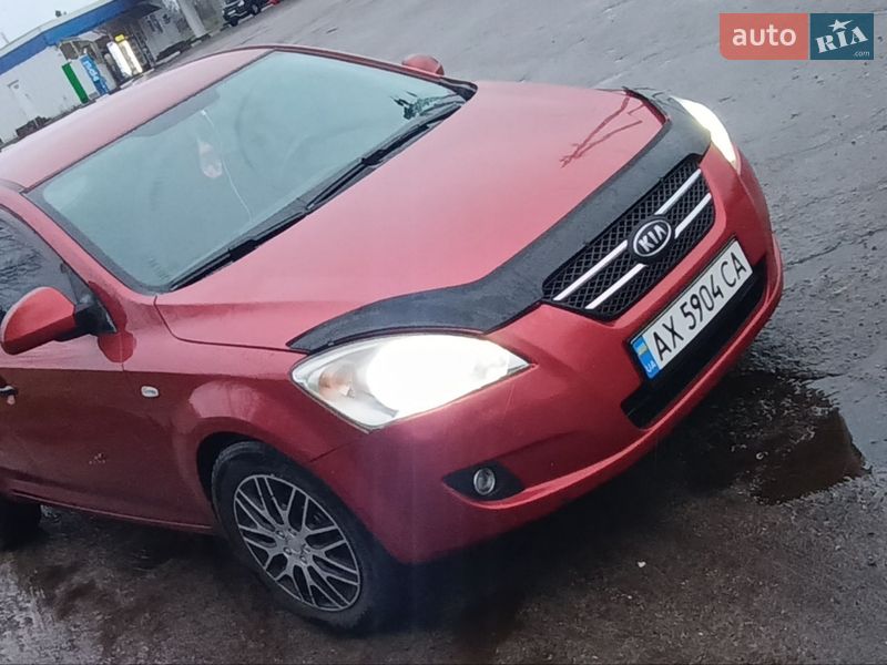 Хетчбек Kia Ceed 2007 в Полтаві
