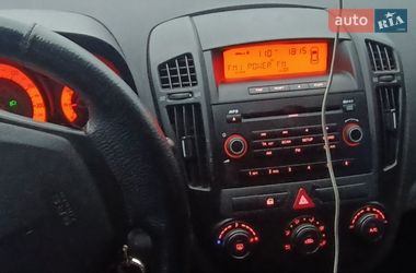 Хэтчбек Kia Ceed 2007 в Полтаве