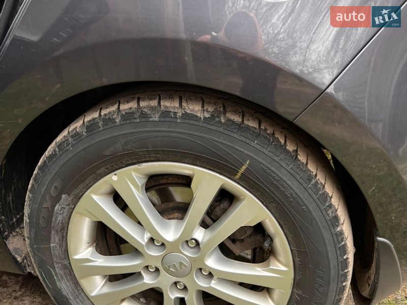 Хетчбек Kia Ceed 2013 в Олевську