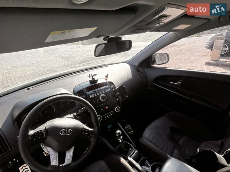 Универсал Kia Ceed 2010 в Хмельницком фото Универсал Kia Ceed 2010 в Хмельницком