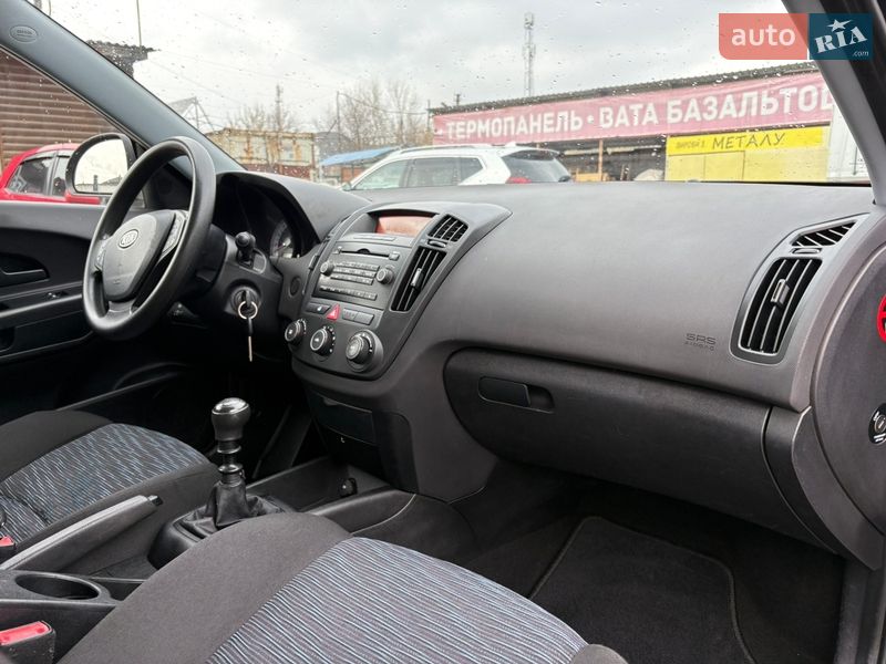 Хэтчбек Kia Ceed 2007 в Белой Церкви