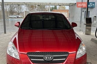 Хетчбек Kia Ceed 2008 в Лубнах