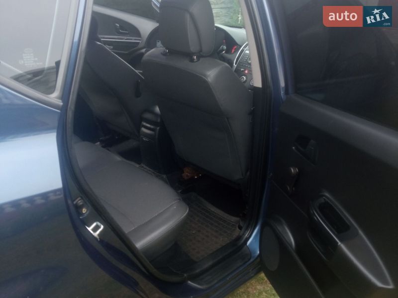 Универсал Kia Ceed 2009 в Мостиске