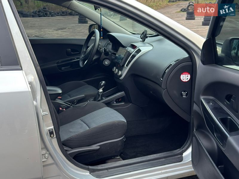 Універсал Kia Ceed 2010 в Києві