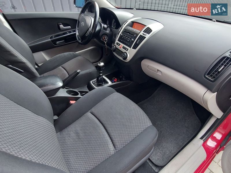 Хетчбек Kia Ceed 2007 в Кременчуці